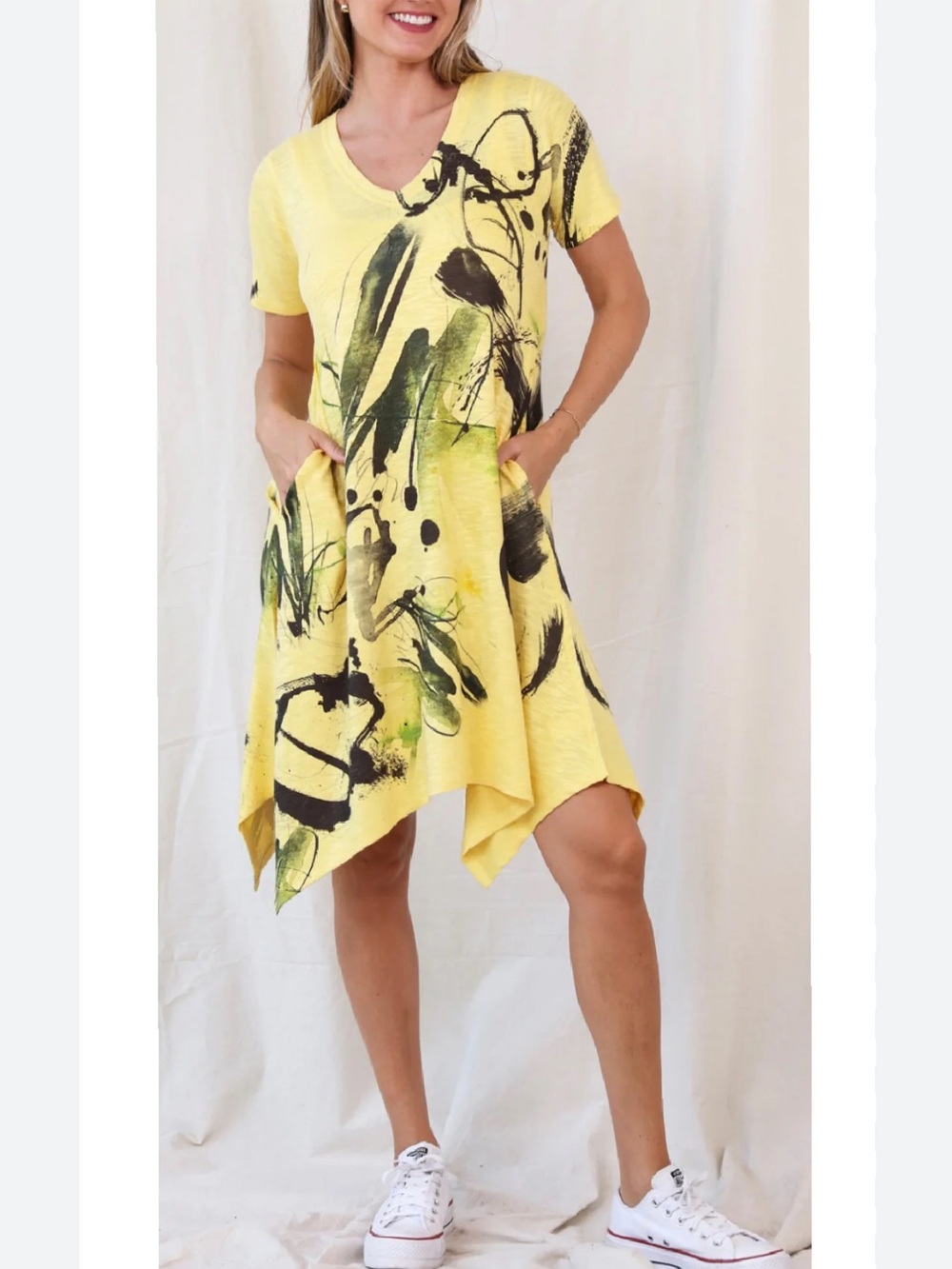 Inoah Short Sleeve Asymmetrical Dress Short